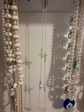 Delicate Silver Cross Station Necklace - White/Silver